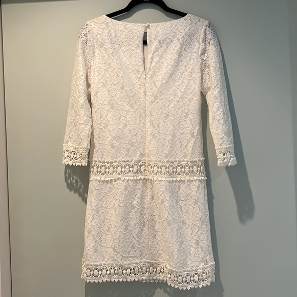 Laundry by Shelli Segal size 2 Lace lined dress - Picture 2 of 3